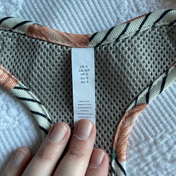 Sydney & Co Pumpkin Fall Dog Harness - Picture 6 of 7